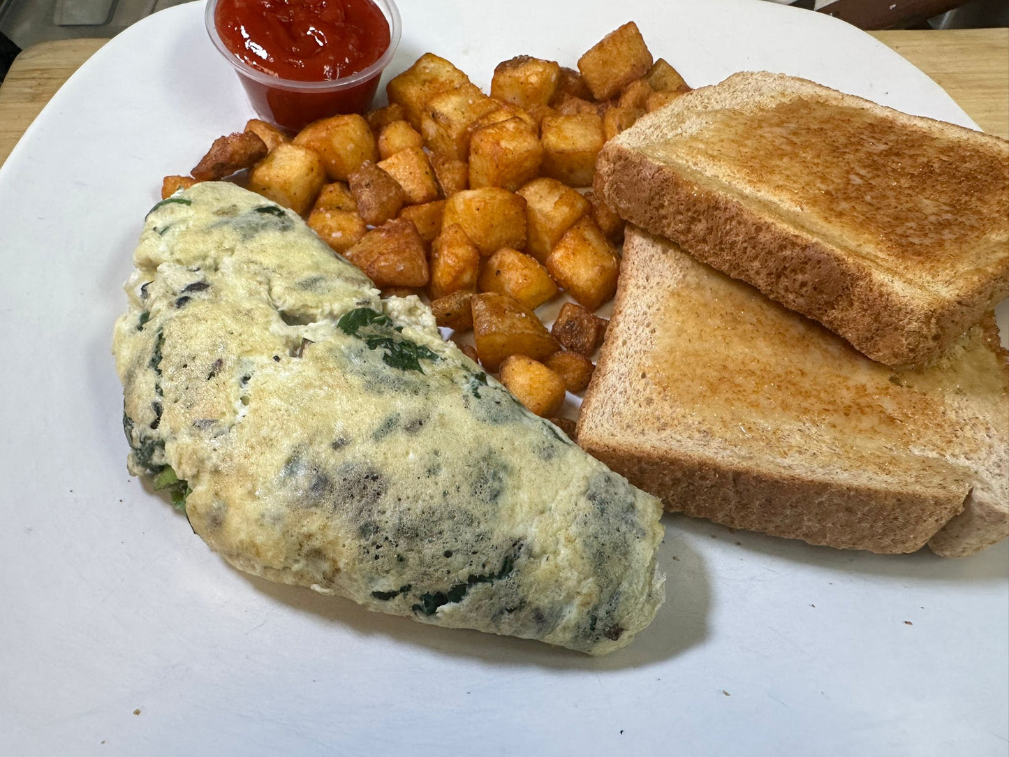 Spinach & Mushroom Omelet - HUNGERSSTOPYYC, hungers stop, hungersstop, burgers calgary, best burgers calgary, fish and chips calgary, best fish and chips calgary, best restaurant calgary